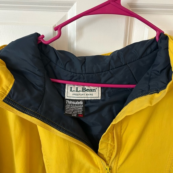 LL Bean Vintage Insulated Jacket - Picture 2 of 2